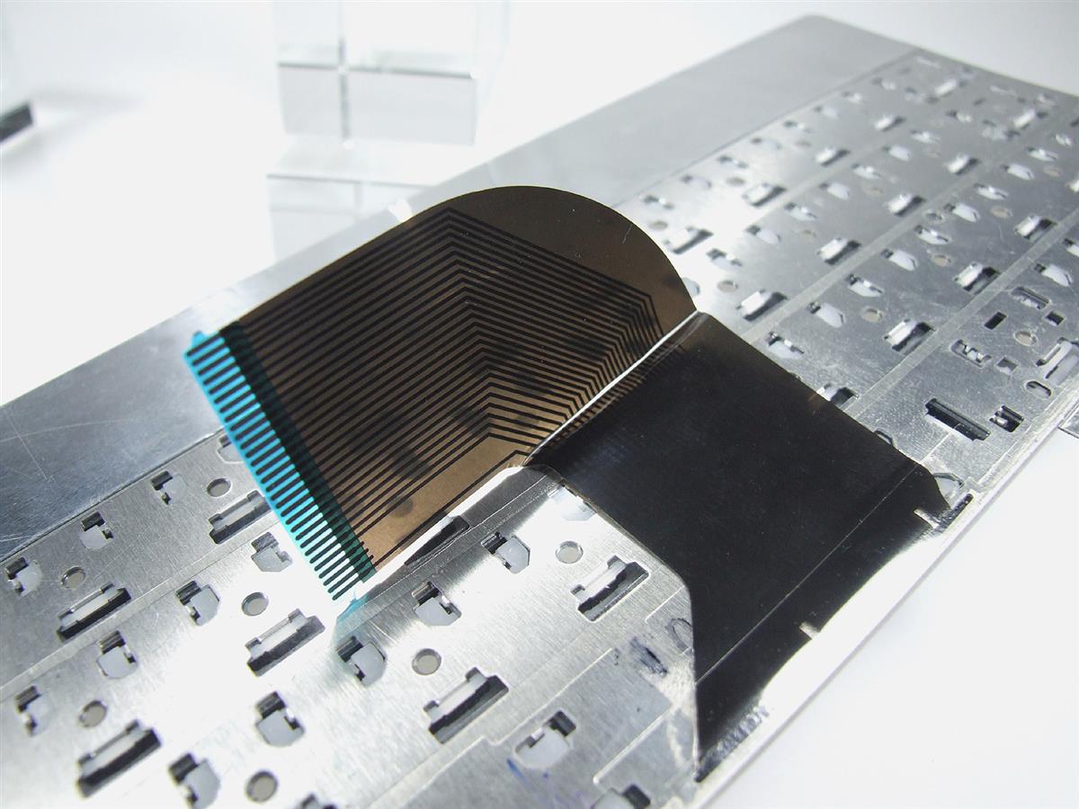 5GCXM DELL Vostro 3300 3400 3500 klávesnica SK (originálne slovenské znaky)