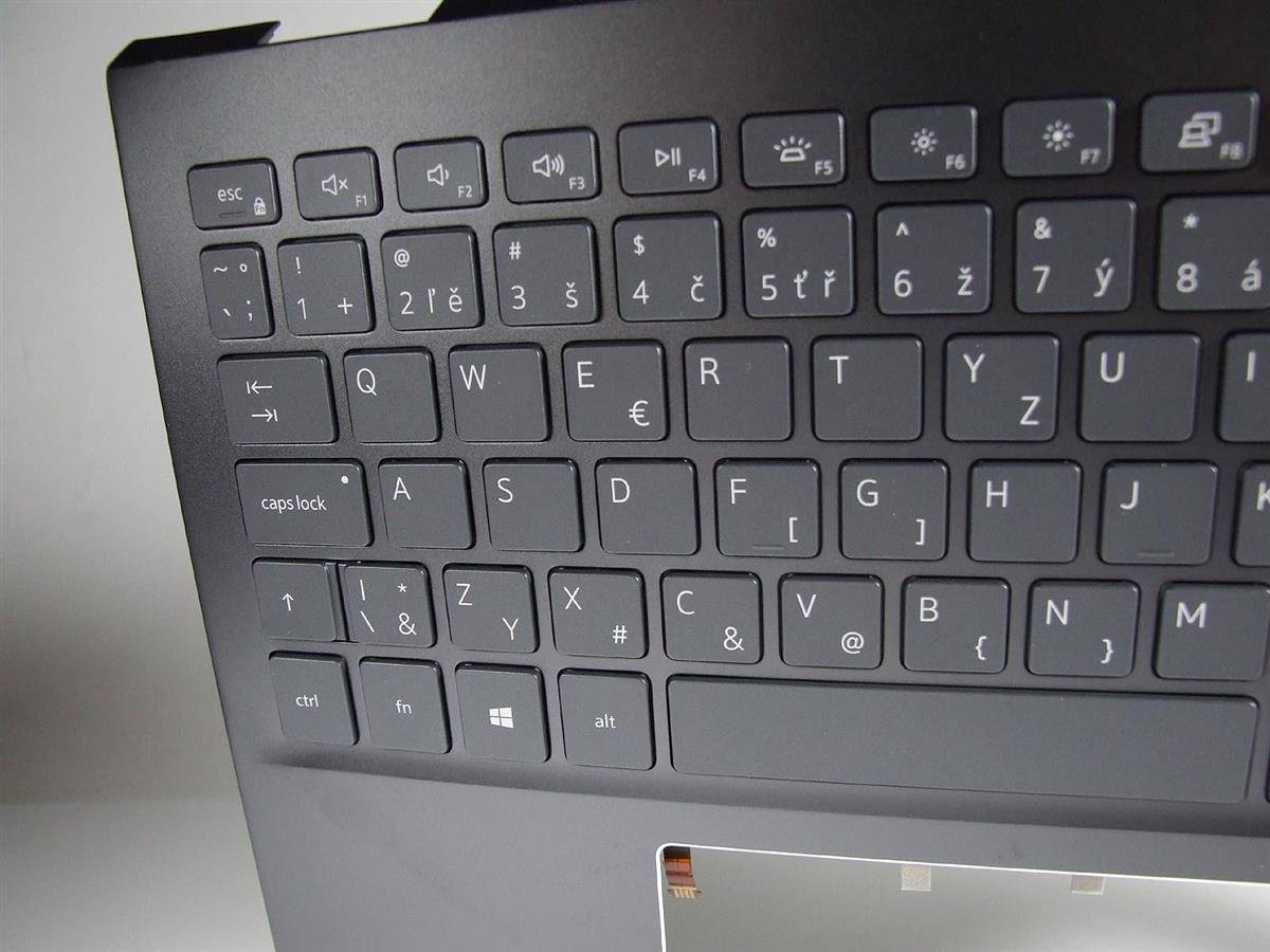 GD8H1 W7PK2 4KFWR DELL Vostro 5501 5502 podsvietená klávesnica SK s palmrestom
