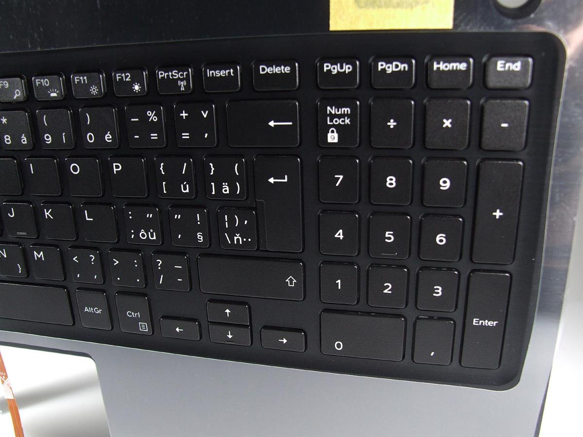 0R98N T3C9W DELL Inspiron 15 5570 5575 klávesnice s palmrestem (česká, podsvícená)