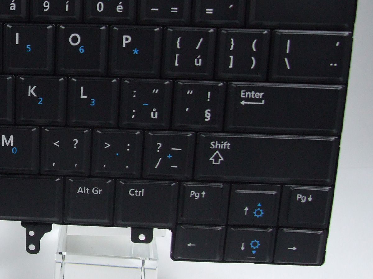 8KF8N 4DDR9 DELL Latitude E6330 česká klávesnice