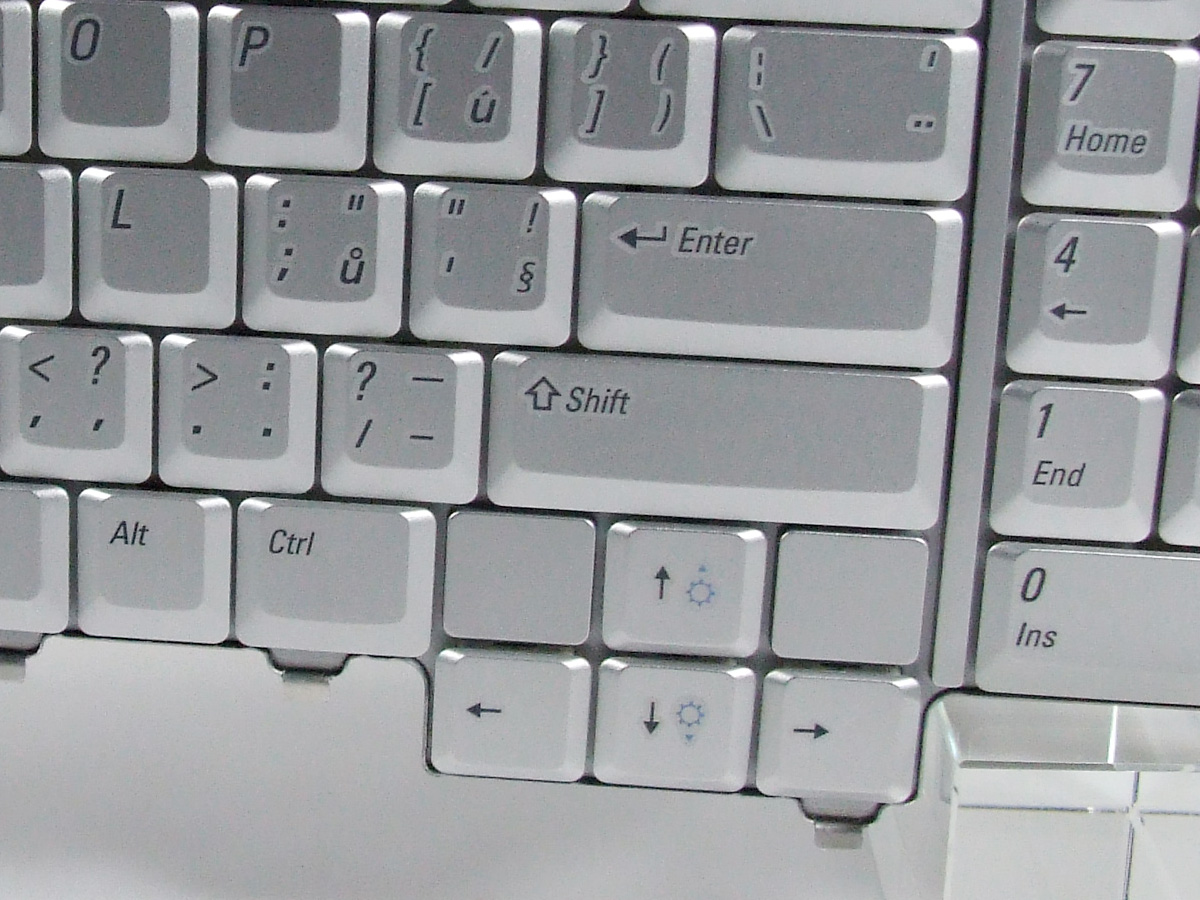 DY696 DELL Inspiron 1720 1721 česká klávesnice