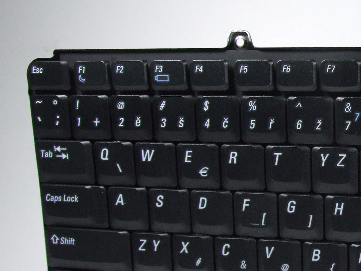 JM632 DELL Inspiron 1540 1545 1546 česká klávesnice