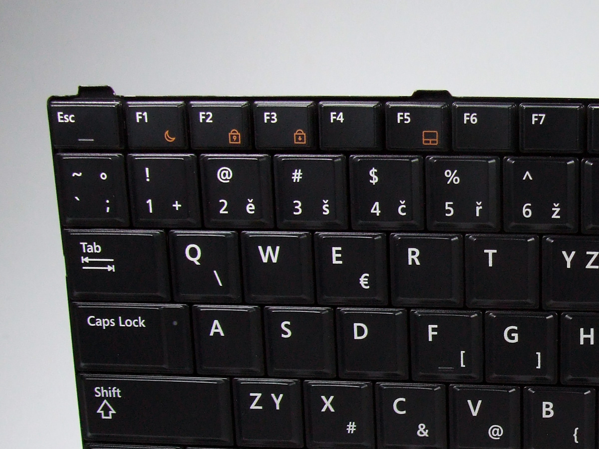 K5X86 8M6J6 X7GVV CVTPN DELL Latitude E6420 E6420 ATG E6320 česká klávesnice