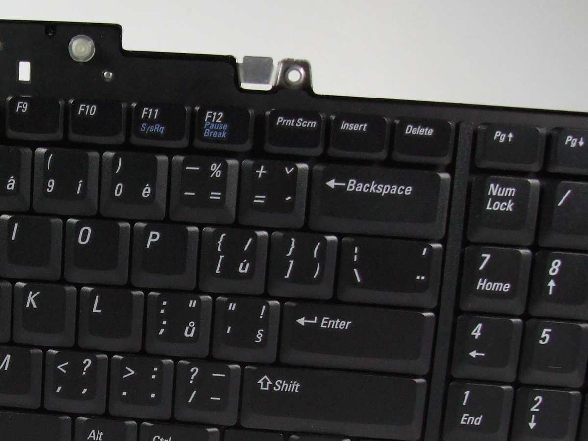 YR811 DELL XPS M1720 M1730 česká klávesnice