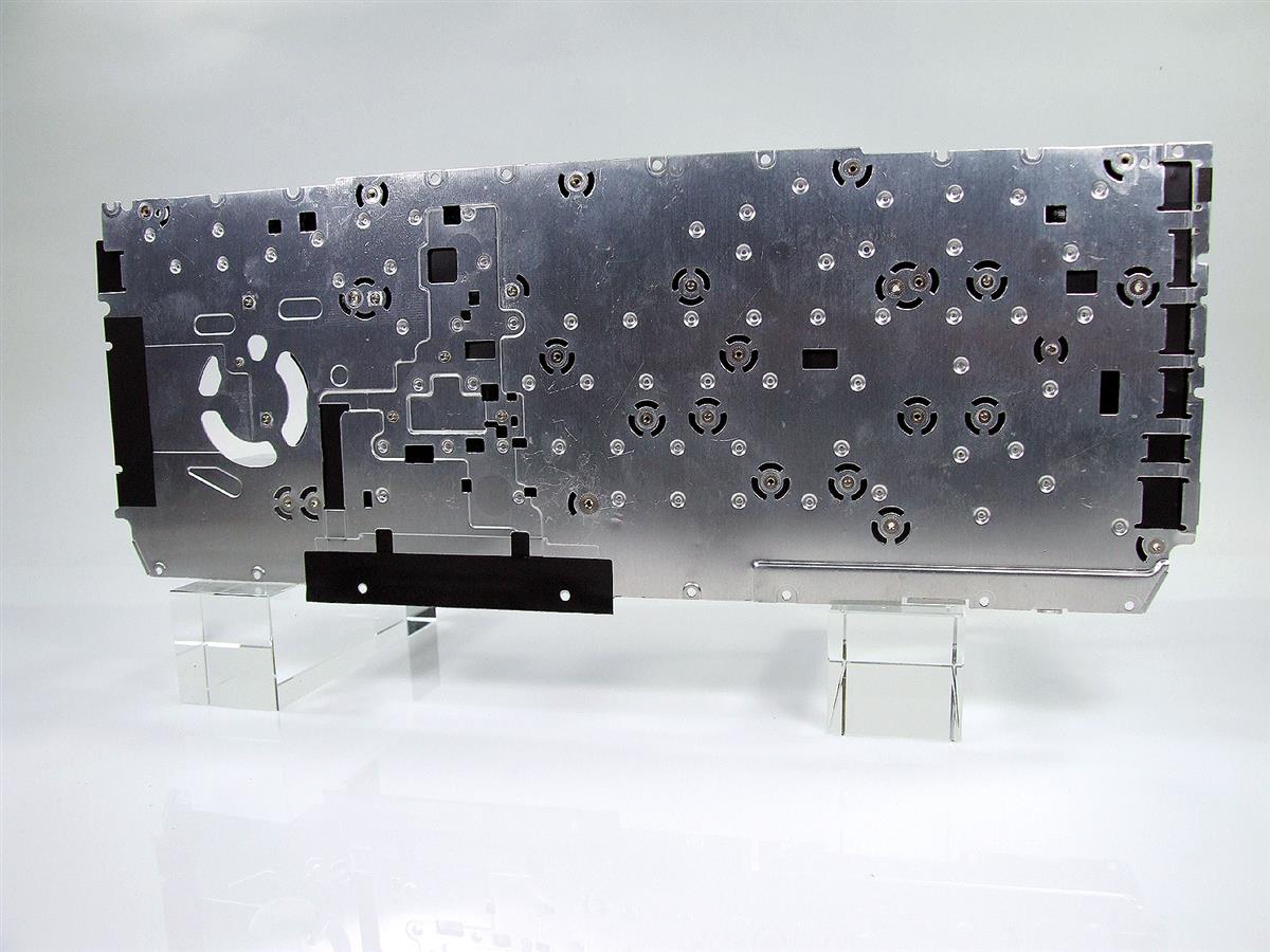 2MYMR W0GT4 YH0RJ DELL Precision 3550 3551 podložka pod klávesnici (keyboard plate, bracket)